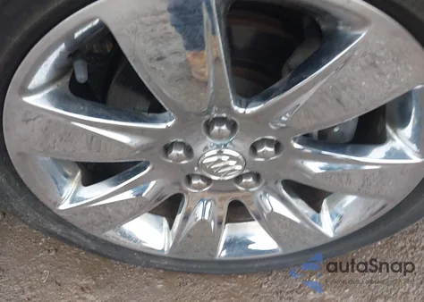 2013 Buick Lacrosse Leather Group z USA, uszkodzony, nr VIN 1G4GC5E34DF128164